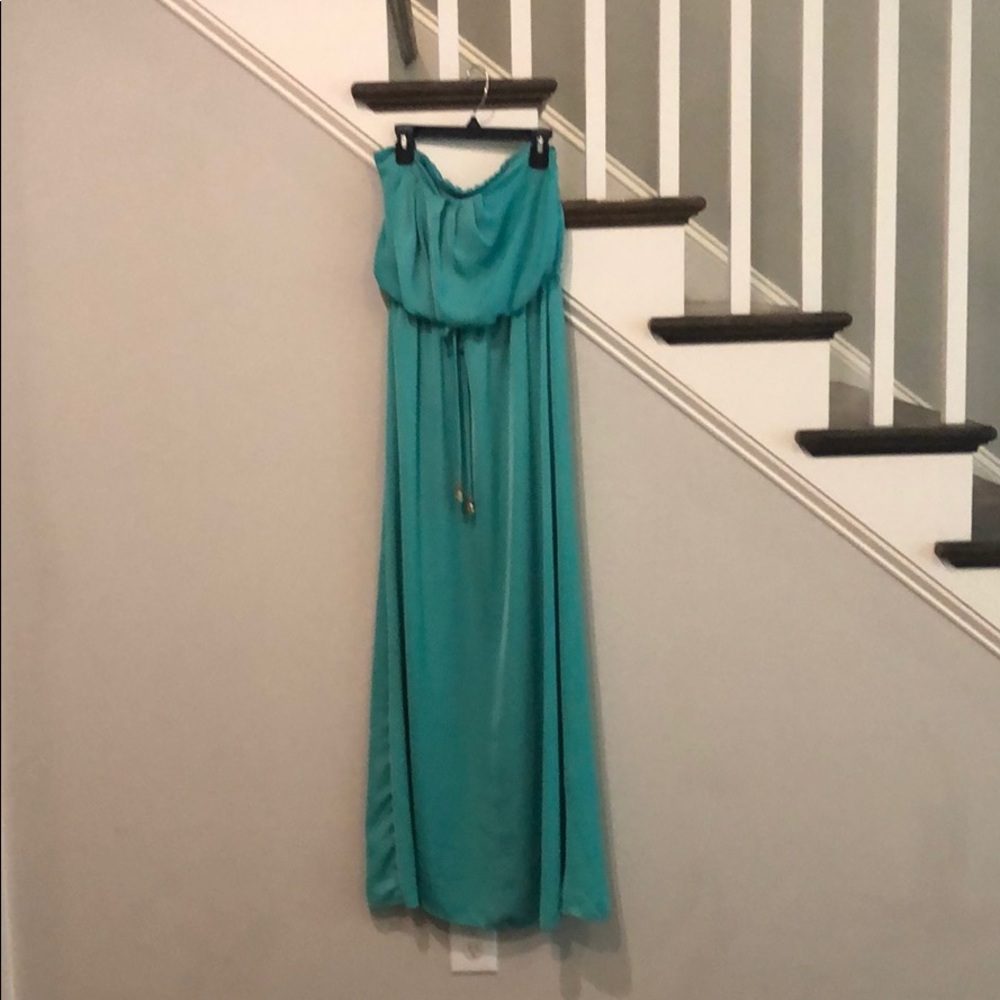 Turquoise strapless dress